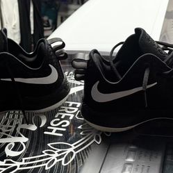 NIKE LEBRON WITNESS 3  “BLACK/WHITE” 10.5