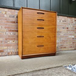 Mid Century Modern Henredon Circa 60 Walnut Highboy Dresser Vintage
