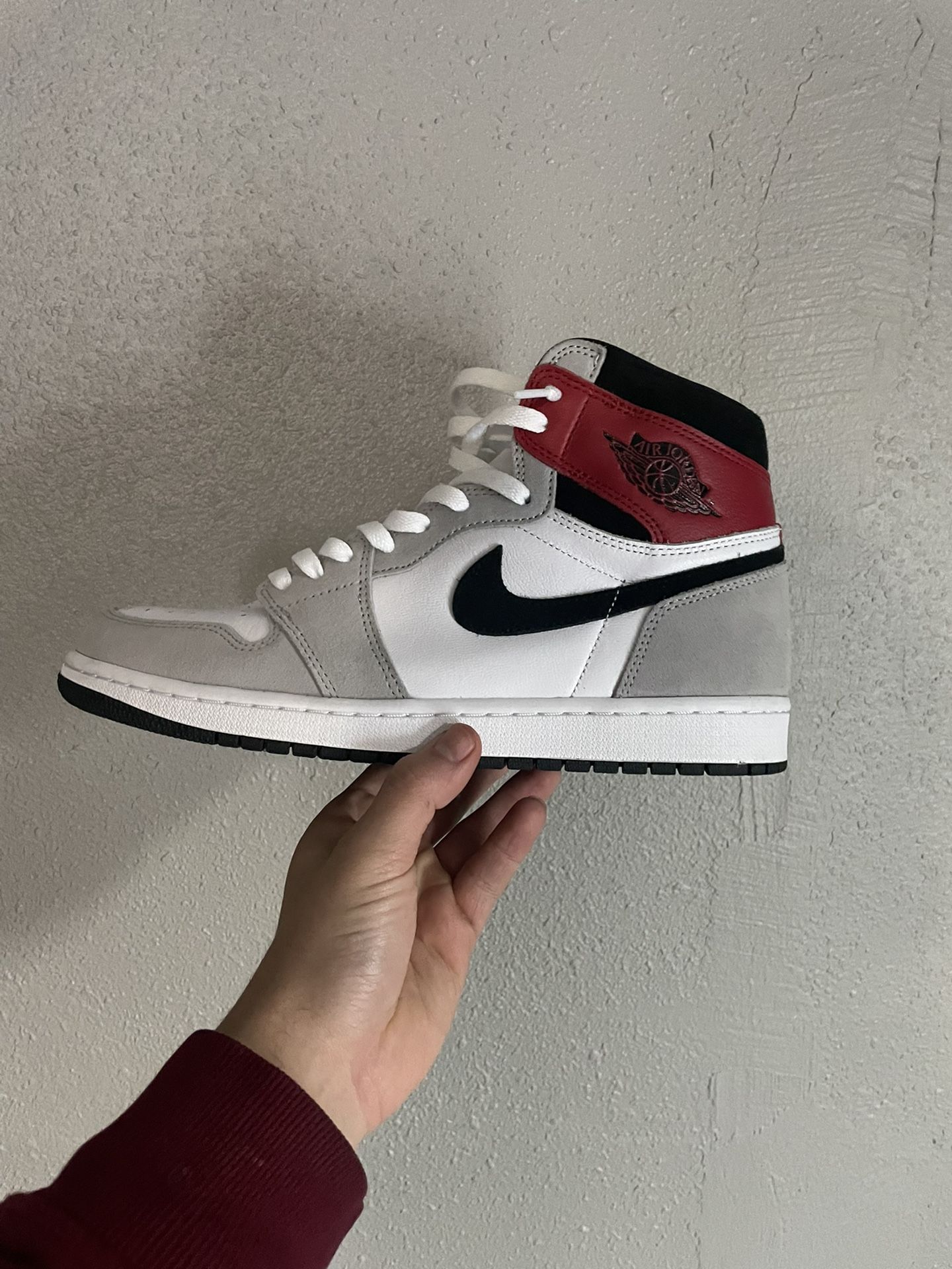 Jordan Retro 1 Light Smoke Grey
