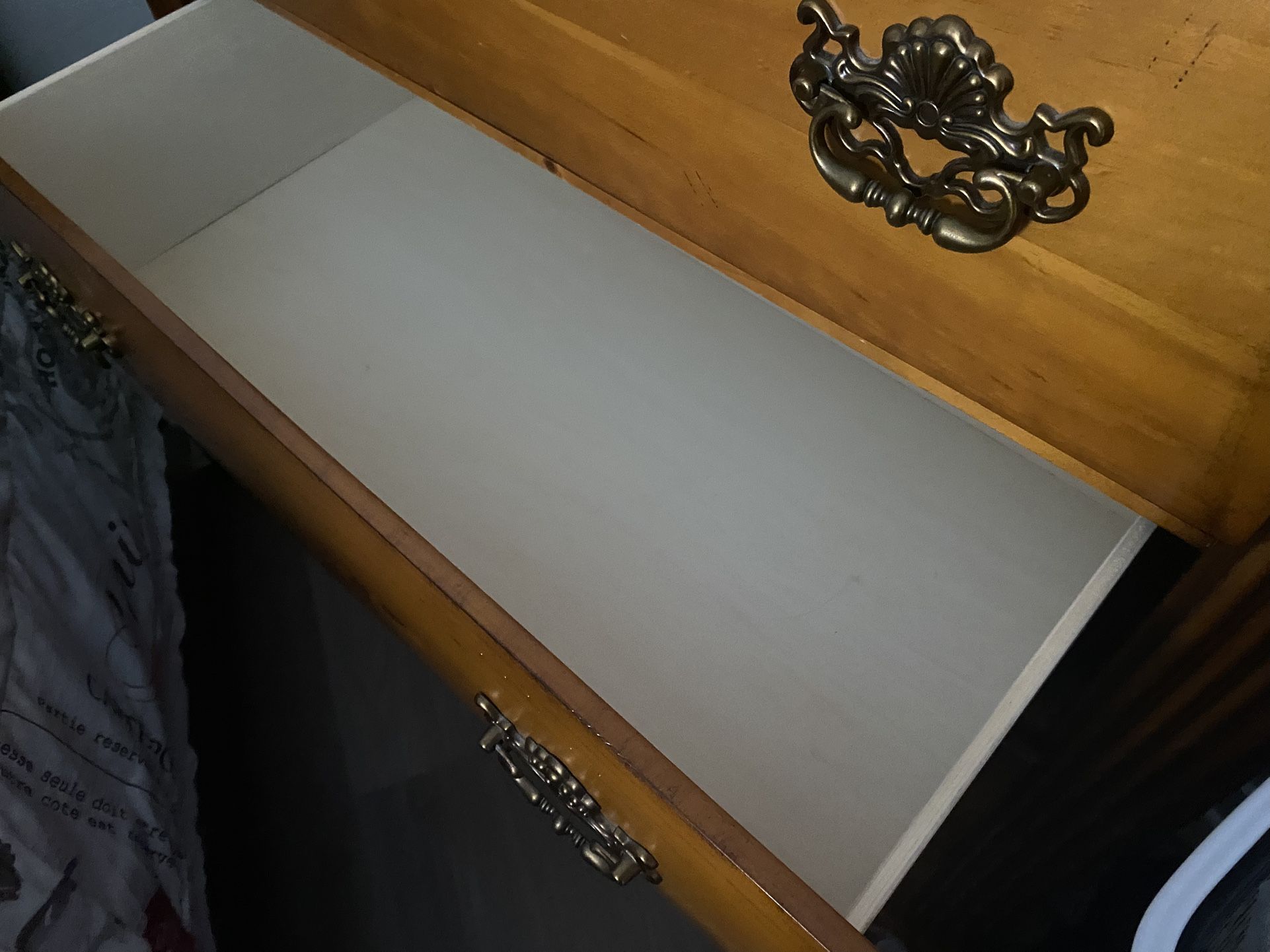 WOODEN DRESSER WITH CLEAN DRAWERS