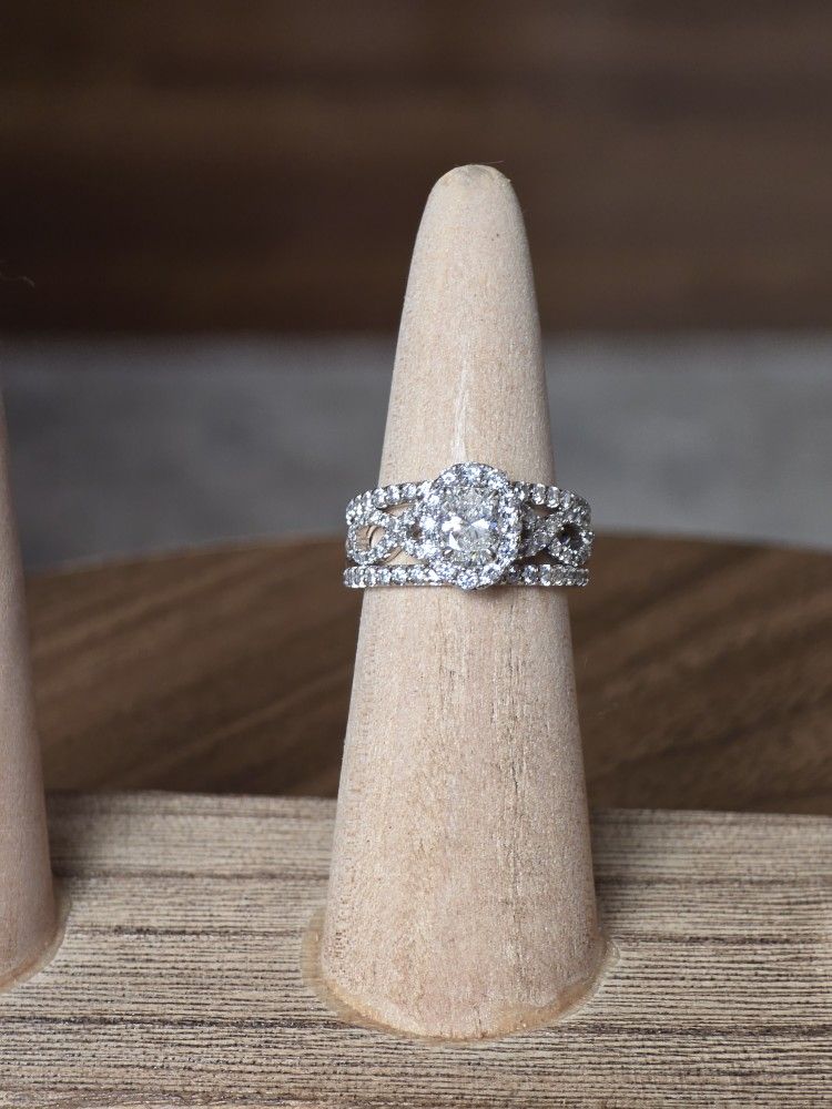 14k White Gold Engagement Set