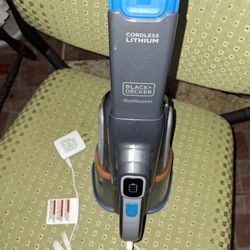  Black&decker 12V MAX* dustbuster® AdvancedClean+™ Cordless Hand Vacuum