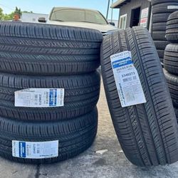 265/65R18 Set Of 4 Kumho New Tires