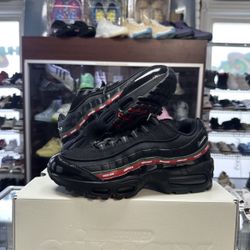 Nike Air Max 95 SP Undefeated Black (Sz-7.5) Dead stock Buy Now 