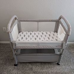 Arms Reach Baby Bassinet 