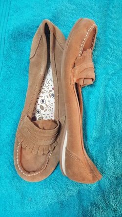 Tan/Brown flat shoe size 11
