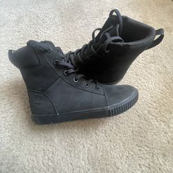 Women's Skyla Bay 6-Inch Boot Size 8