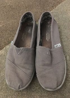Toms