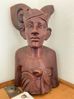 Vintage Balinese Hand-Carved Wooden Bust – Mid-Century Indonesian Folk Art Male Statue
