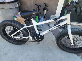 EBIKE  SWAGTRON  20IN  WHEEL  LOW  MILES