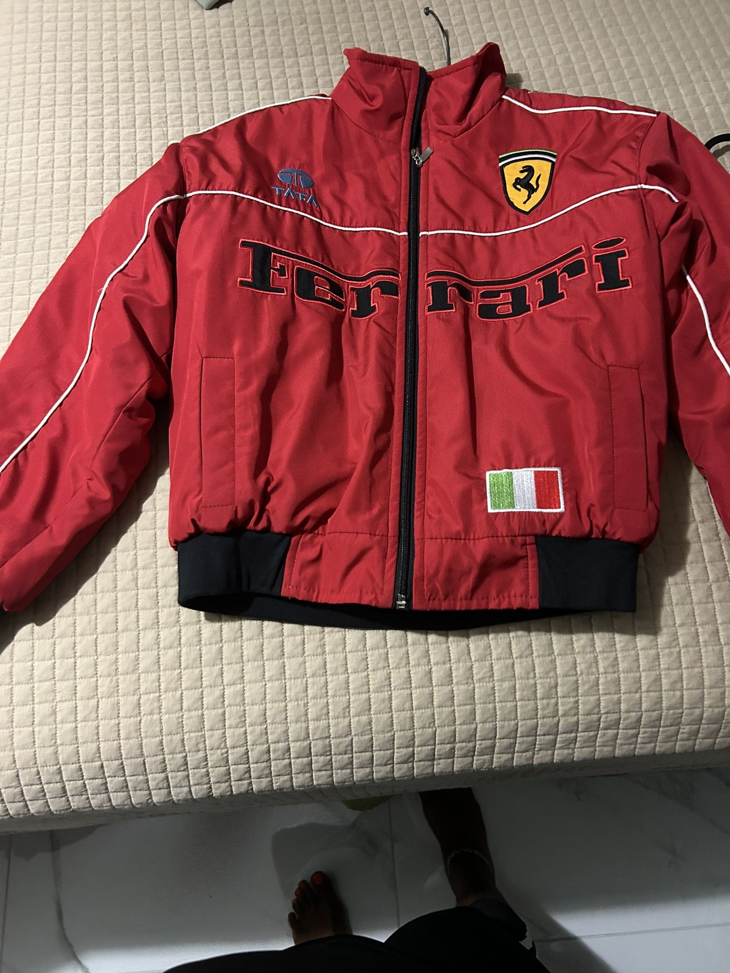Red Boy Ferrari Jacket Size 8 Boys clothing