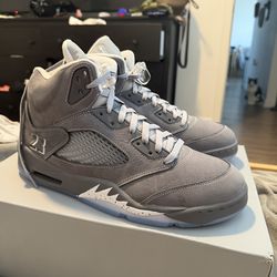 Jordan Retro 5 Wolf Grey  size 13