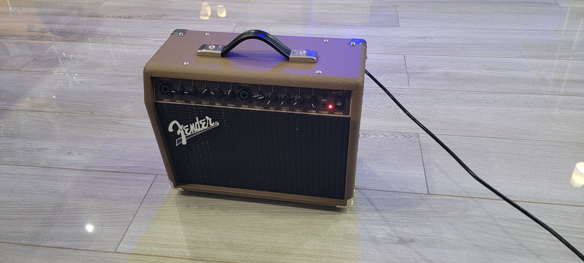 Fender Acoustasonic 40
