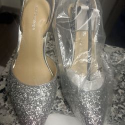 Marc Fisher Shoes-Glitter Pump Size 7