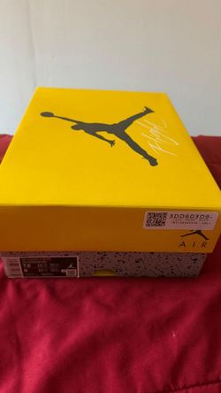 Jordan Retro 4s Lightning