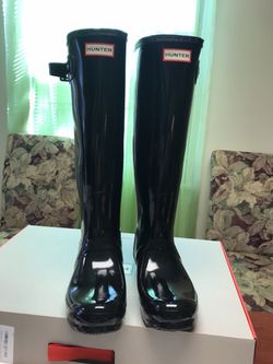 Hunter rain boots size 8 new in box