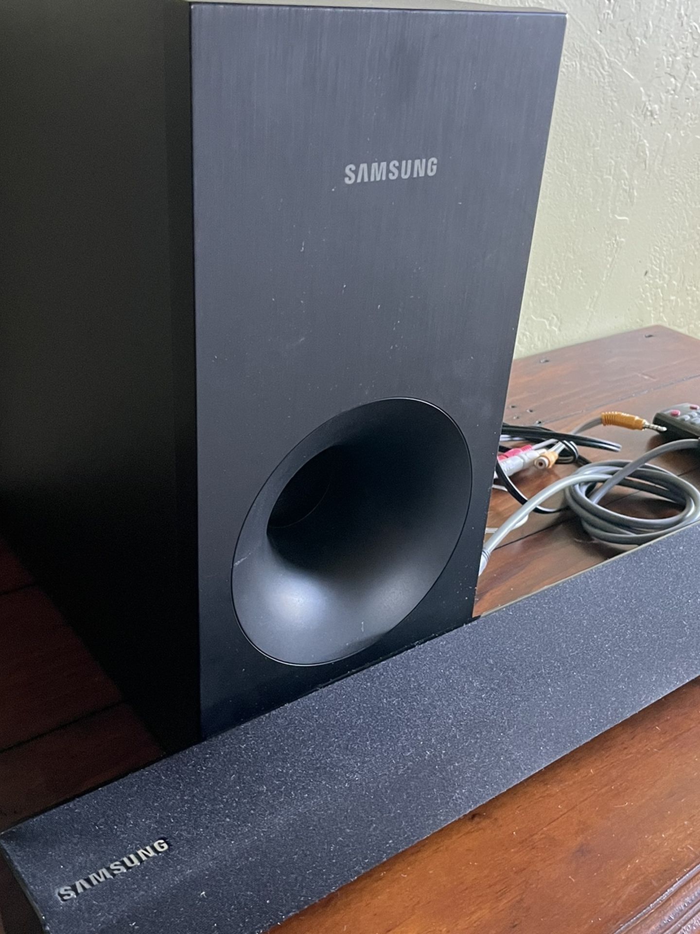 Samsung Sound Bar Speaker System
