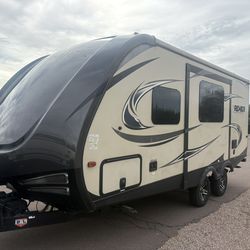 2019 Keystone Bullet Premier 20Ft Lite Weight