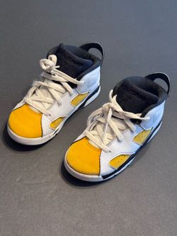 Air Jordan 6 Toddler Sneakers White Yellow Black