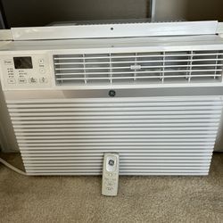 GE Window Unit With Controller 