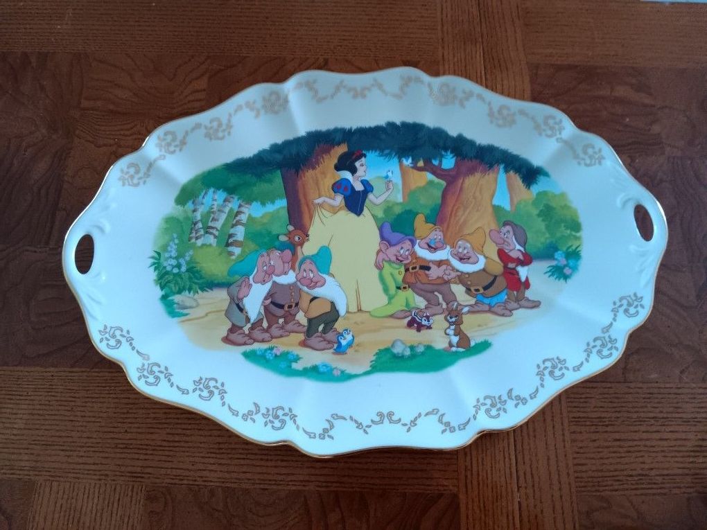 Disney Snow white Lenox Wedgewood Pieces Vitage