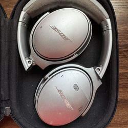 Bose Quiet Comfort 45 Over Ear Headphones