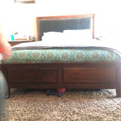 Queen Head/foot Board And Frame