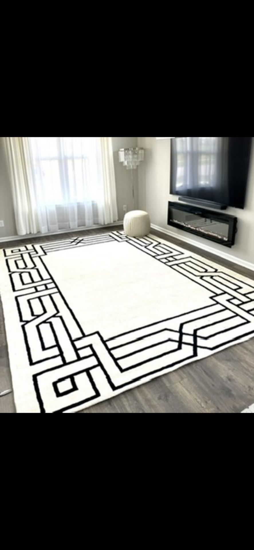 Z Gallery Pattern Rug Z Gallerie Greek Key Rug 9x12 Size - Ivory/Black $400 OBO) for Sale in ...