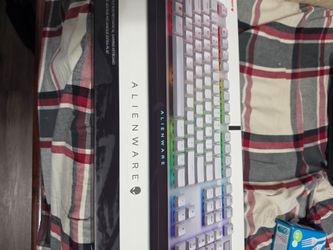 ALIENWARE KEYBOARD