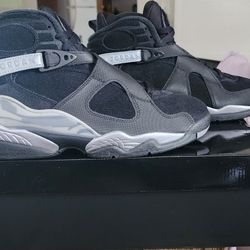 Air Jordan 8 retro winterized.