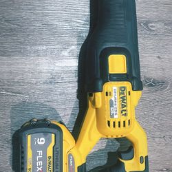 Dewalt 60V Flexvolt Reciprocating Saw  & Battery 9AH Like New 