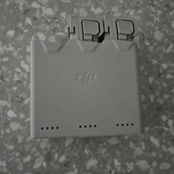 DJI Mini 3 & 4 Pro/Mini 3 Series Two-Way Charging Hub with 2 batteries