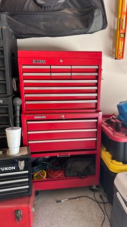 Top and bottom tool chest