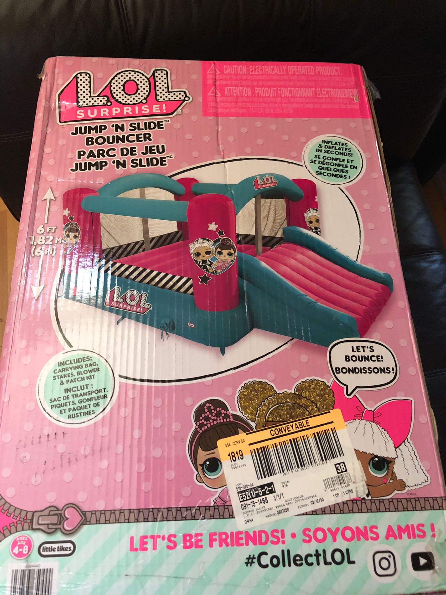 Brand New LoL Jump and Slide Bouncer and 11 LoL Glitter Dolls ( new collection)