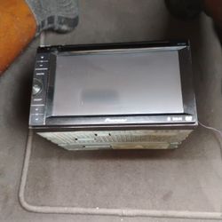Pioneer Screen Radio 
