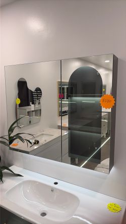 Bathroom mirror
