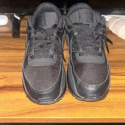 Black Air Max 90s