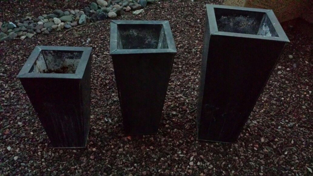 S-M-L plant holders set outdoor black metal stands