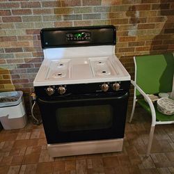 GE Gas Stove