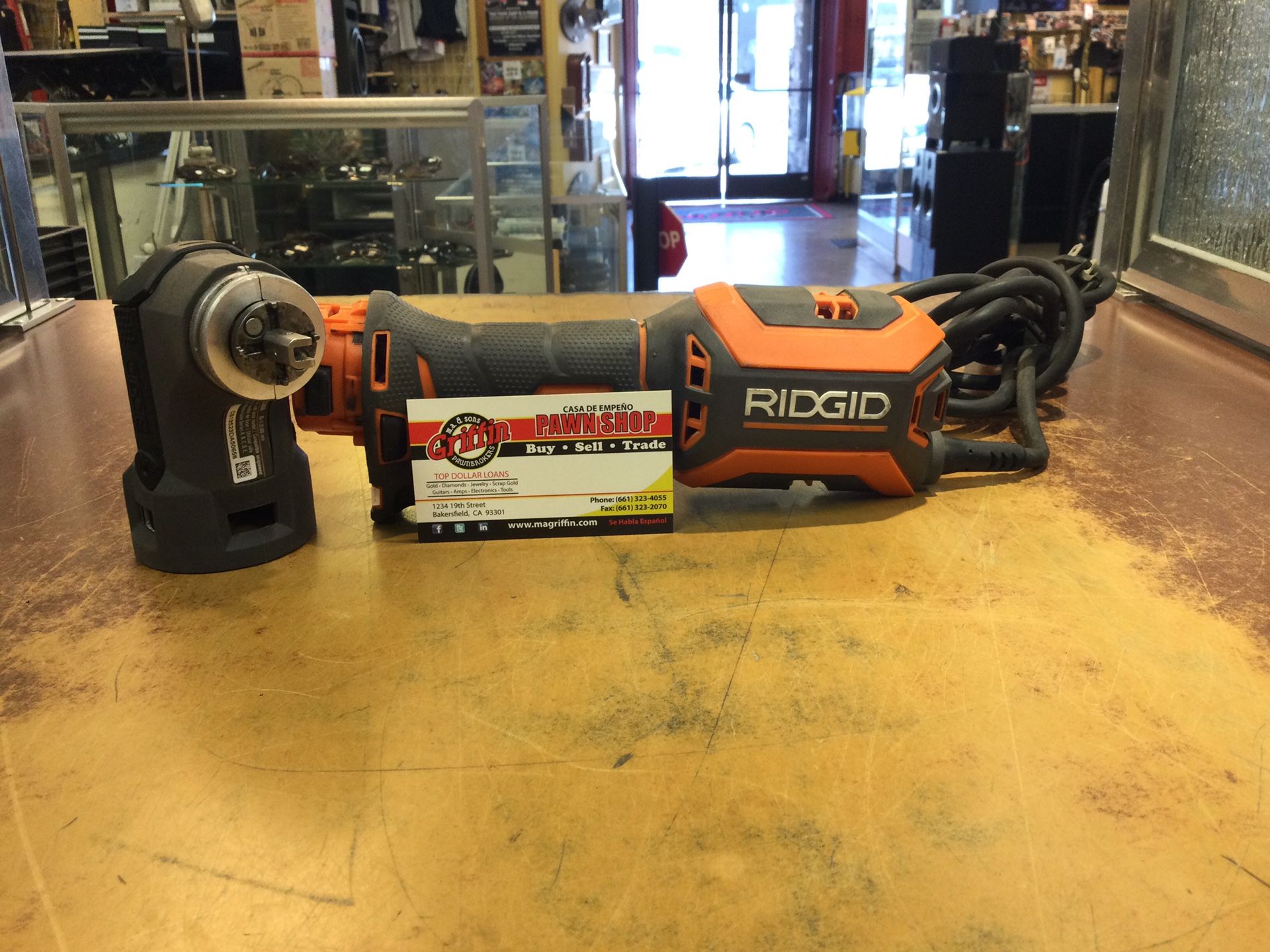 Rigid 4-amp Corded Oscillating Multi-tool