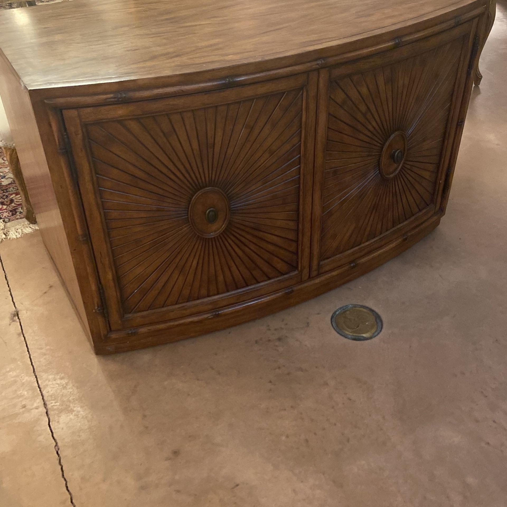 Bowfront Cabinet