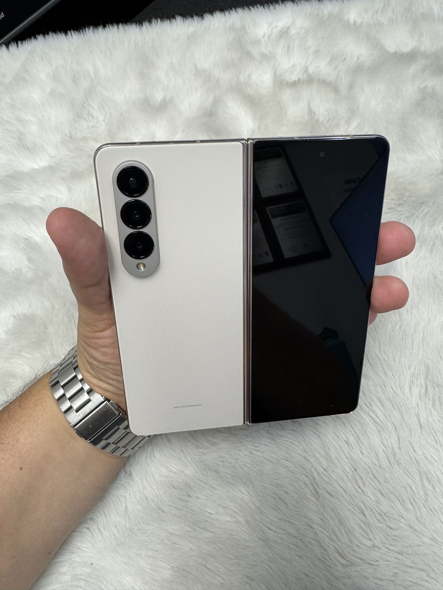 Samsung Galaxy Z Fold 4 256GB Unlocked $450