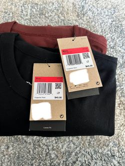 Nike Premium Essential t-shirt in Burgundy And Black Men’s Size Large