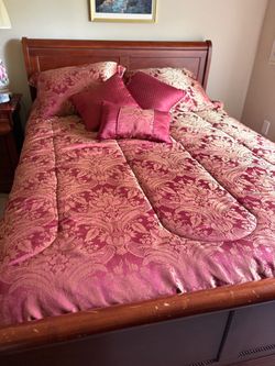 Bedroom set