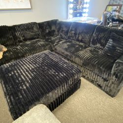 New Black Plush Cord Sectional With XL Ottoman $575. Can Deliver Can Finance. In Menifee 