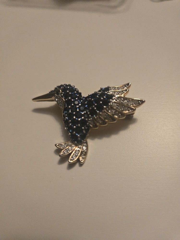 Hummingbird Blue Pave Rhinestones Brooch Pendant Flying Goldtone Feathers