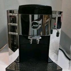 Jura Impressa F9 Fully Automatic Coffee & Espresso Center. Tested. Working