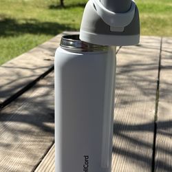 NEW!! Water Bottle White SellCord  (Read Description)
