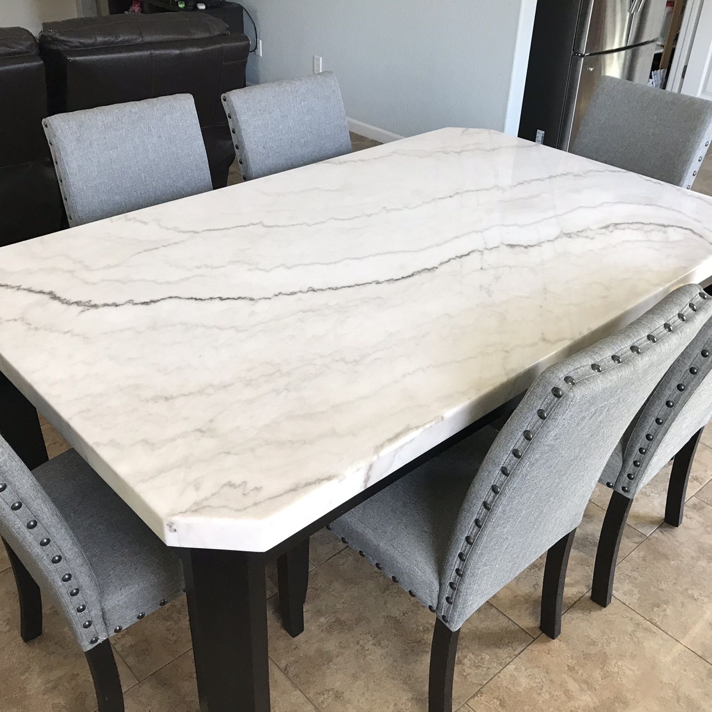 White Marble Kitchen Table With Chairs