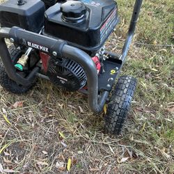 Black Max Pressure Washer 